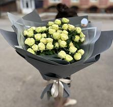 Букет Белые кустовые розы Солинеро в Оловянной