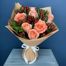 Букет цветов из:  Розы и Альстромерии в Оловянной